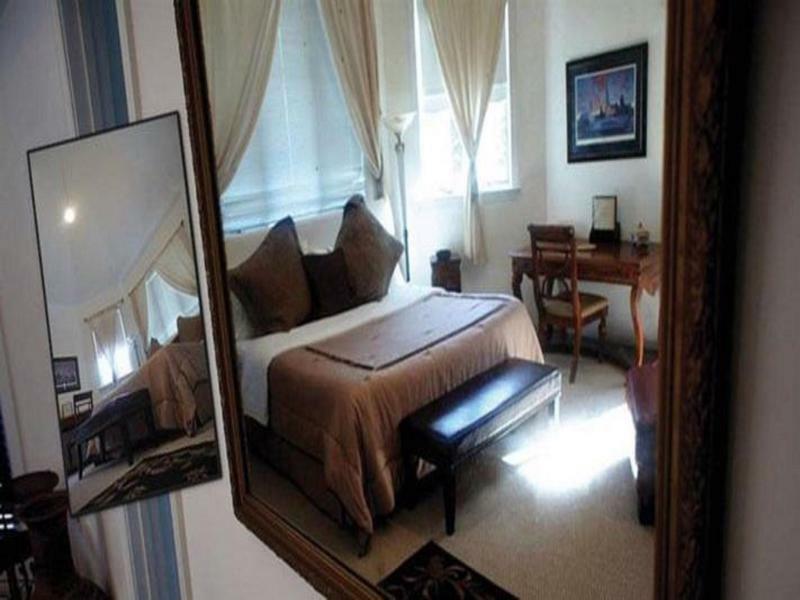 The Columbia Inn At Peralynna An Ascend Hotel Collection Eksteriør billede